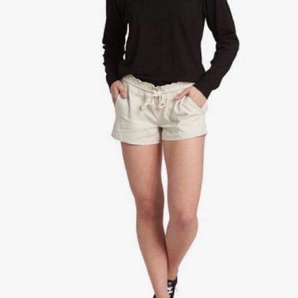 Roxy Shorts Women Size Small - Picture 2 of 9